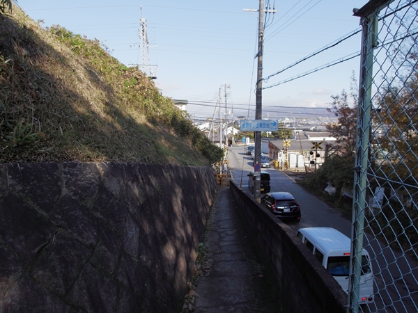 高屋城不動坂口