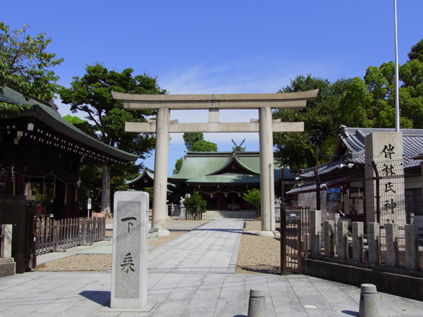 伴林氏神社