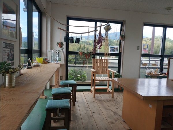 道の駅ちはやあかさかのカフェ店内2