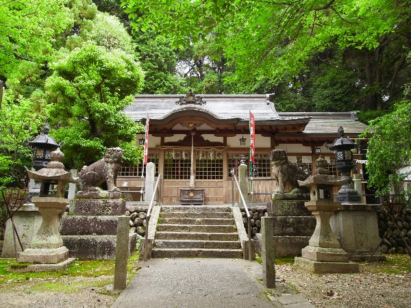 三都神社の拝殿