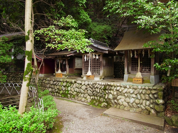 三都神社の摂社