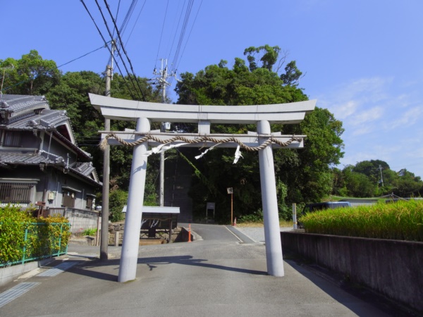 壷井八幡宮