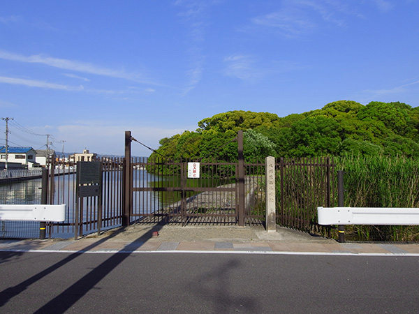 河内大塚山古墳