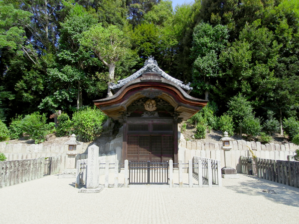 聖徳太子 墓 叡福寺
