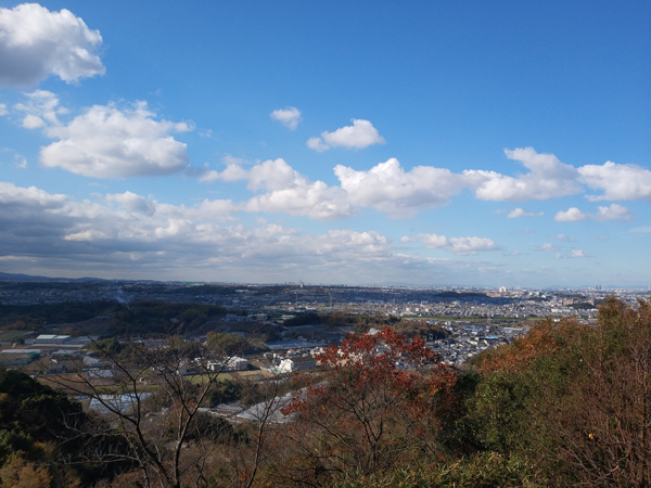 鉢伏山西峰古墳