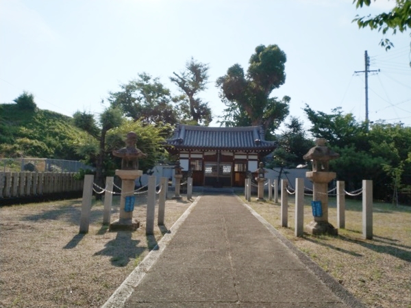 国府八幡神社