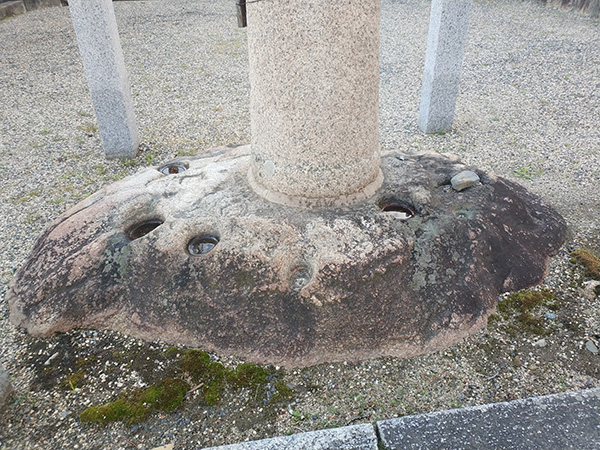 国府八幡神社
