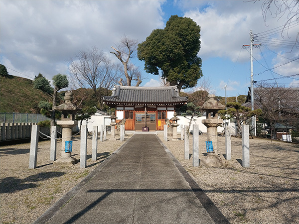 国府八幡神社