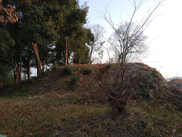 庭鳥塚古墳