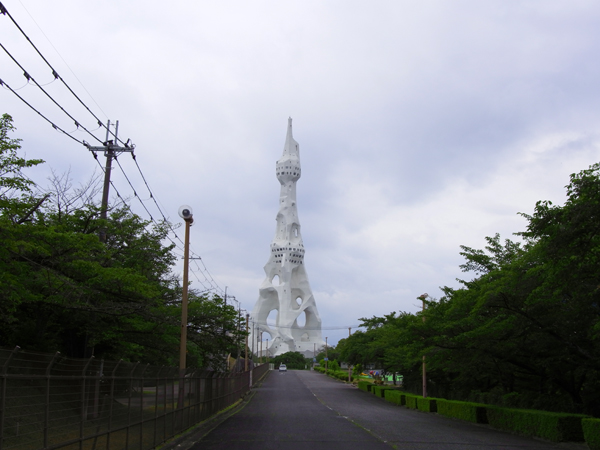 PLの塔の遠景2