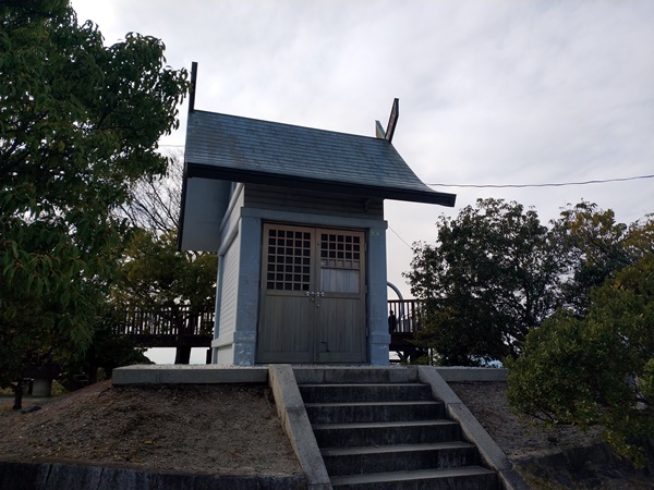 明神山