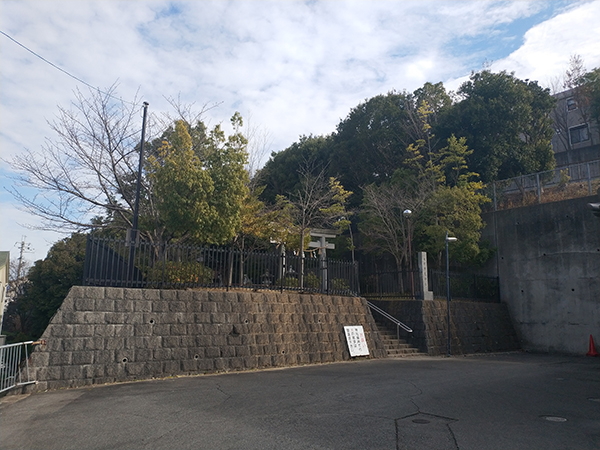大伴黒主神社