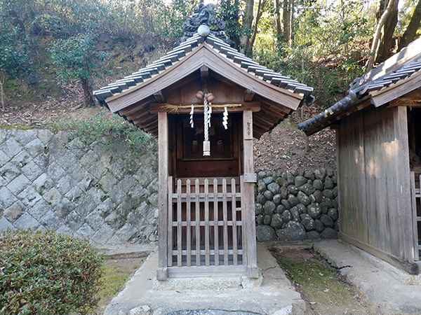 鴨習太神社の聖天宮