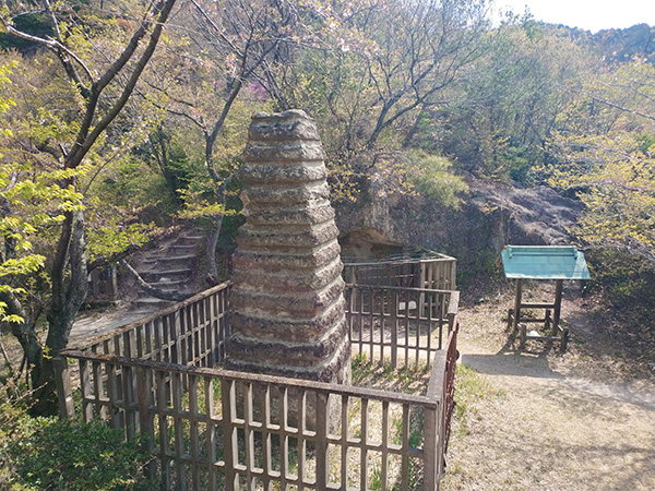 鹿谷寺跡