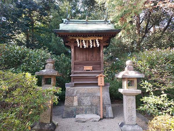 当宗神社の正面