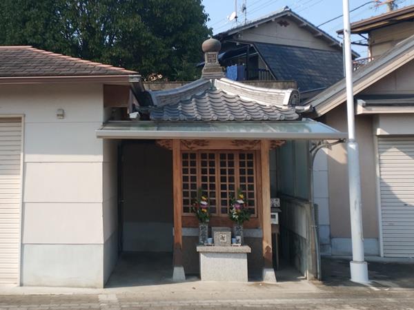熱田神社の地蔵堂