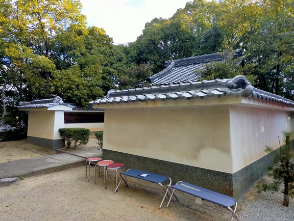 五軒家神社の本殿2
