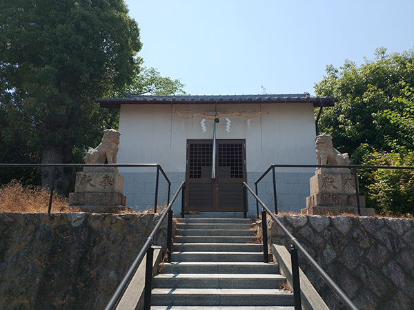 日吉神社(蔵之内)の拝殿3