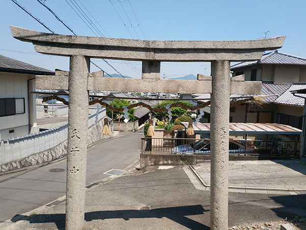 日吉神社(蔵之内)の鳥居
