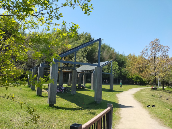 副池オアシス公園の東屋