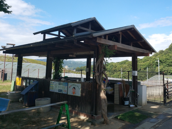 グレープヒルスポーツ公園内にある、ふれ愛広場キャンプの炊事場