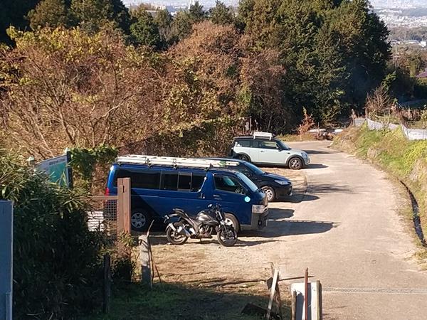 上赤阪城跡の駐車場