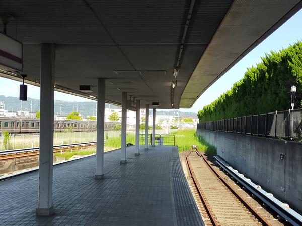 八尾南駅