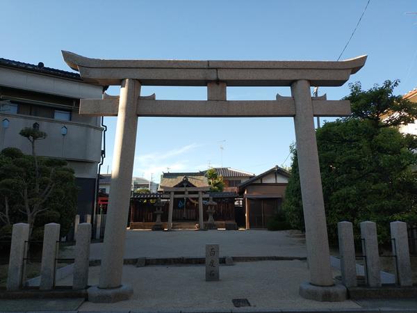軽羽迦神社の鳥居