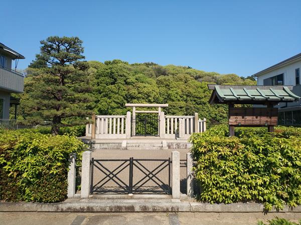 白鳥陵古墳(日本武尊陵)