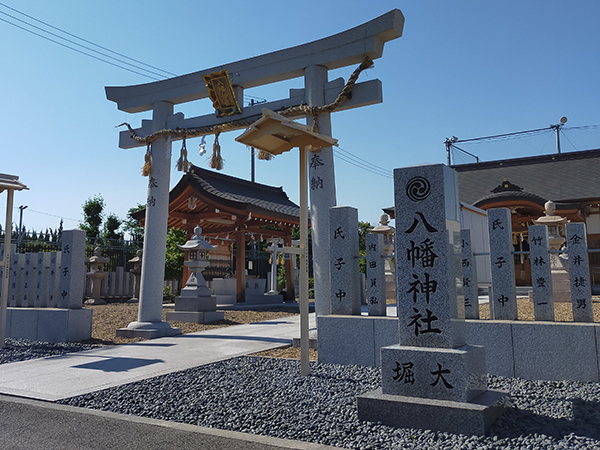 大堀八幡神社の入口