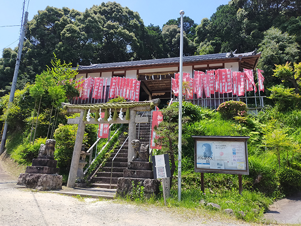 加賀田神社の拝殿