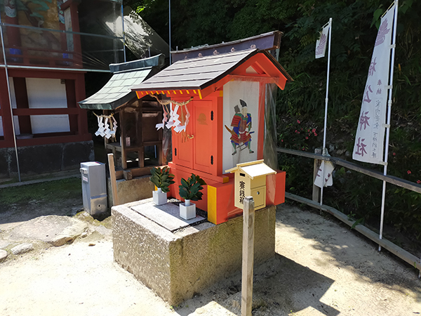 加賀田神社にある楠公神社