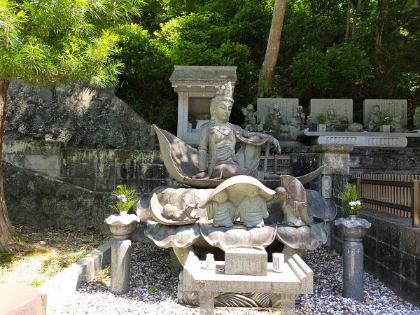 興禅寺の観音像