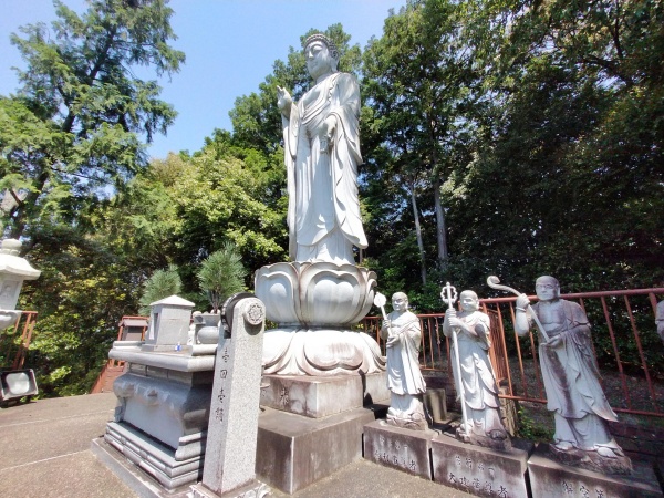 興禅寺の観音像