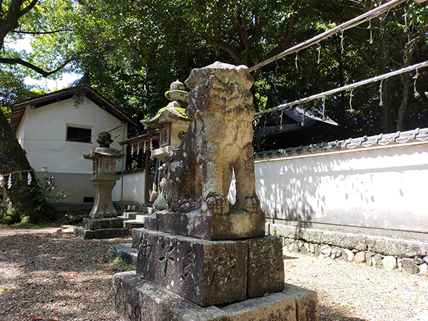 佐備神社の狛犬