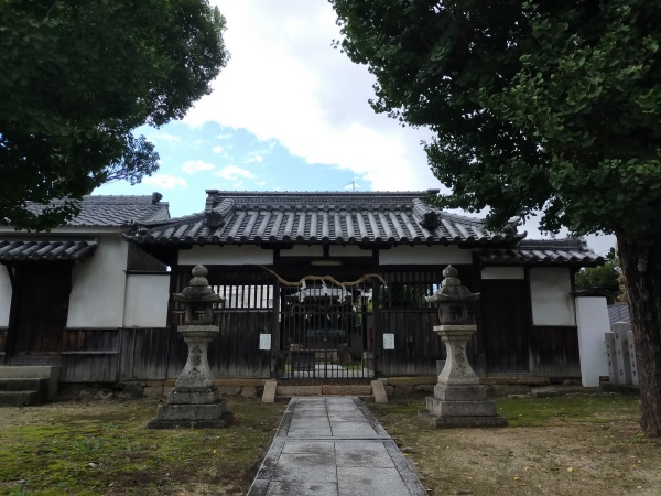 土師ノ里八幡神社の拝殿