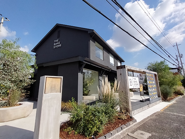 THE BAKE STOREの外観2