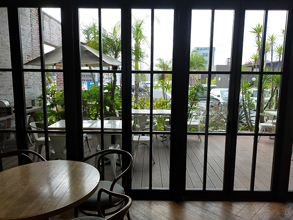 ONIJUS COFFEE VILLAGE(オニジャズ)のテラス席