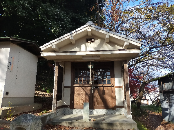 野中神社の瑠璃殿