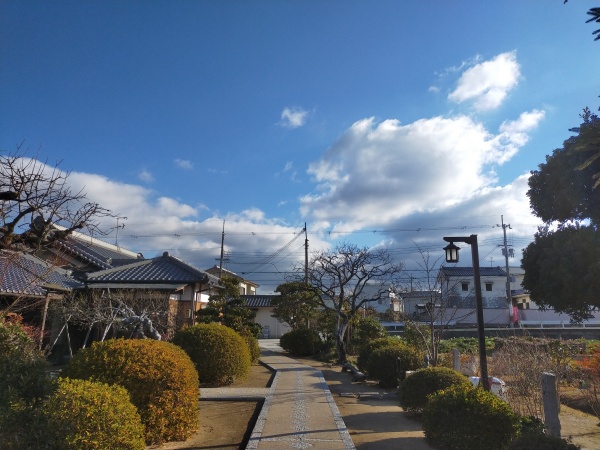 龍雲寺の境内