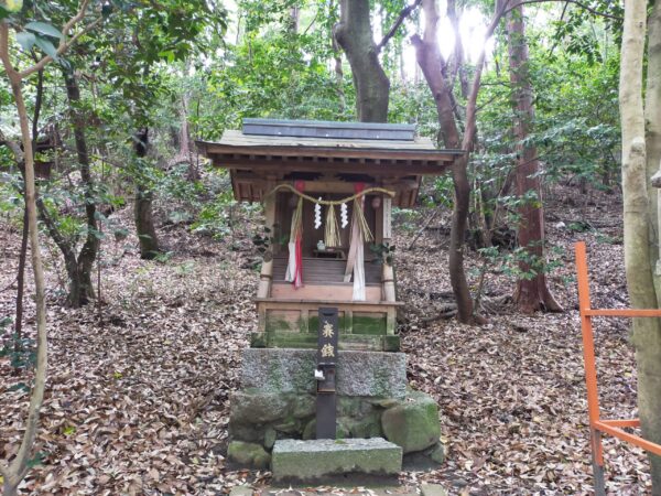彼方春日神社の厳島社