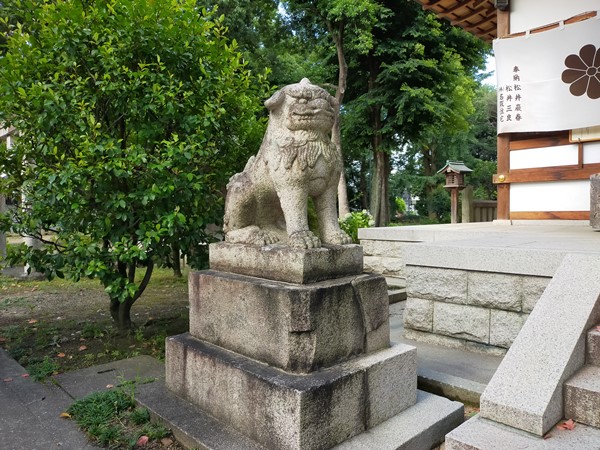 黒田神社の狛犬