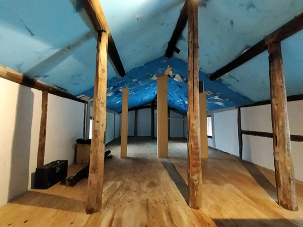 MONZENの屋根裏