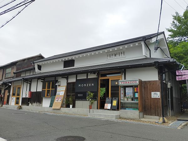 MONZENの全景