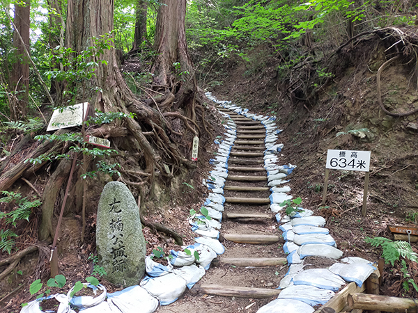 千早神社