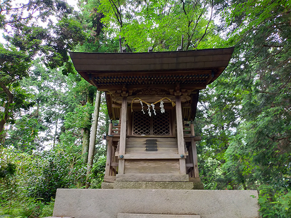 千早神社の摂社
