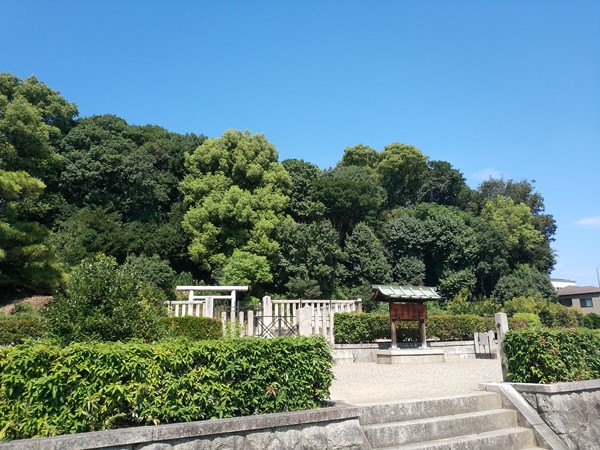 島泉平塚古墳(雄略天皇陵)